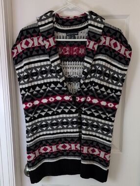 American Living Black, Gray & Red Aztec Sleeveless Cardigan